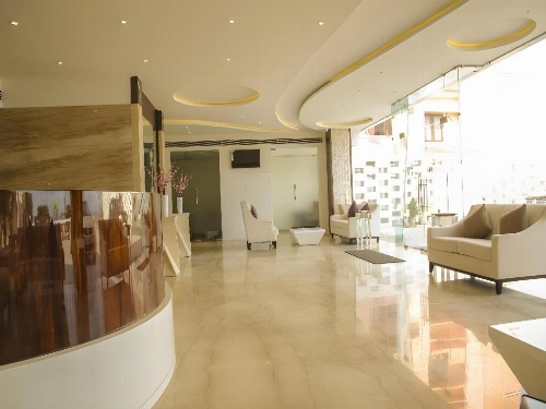 Hotel The Supreme image 11